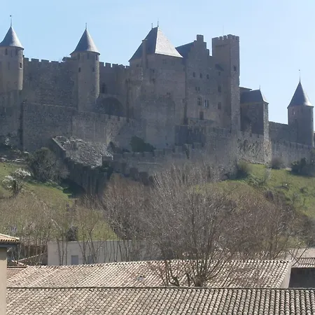 Les Collines De Montlegun